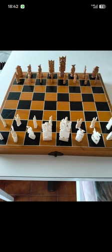 Scacchiera vintage con - , 32