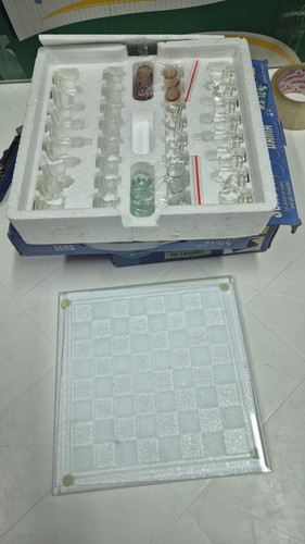 Happygift set scacchi vetro - set,