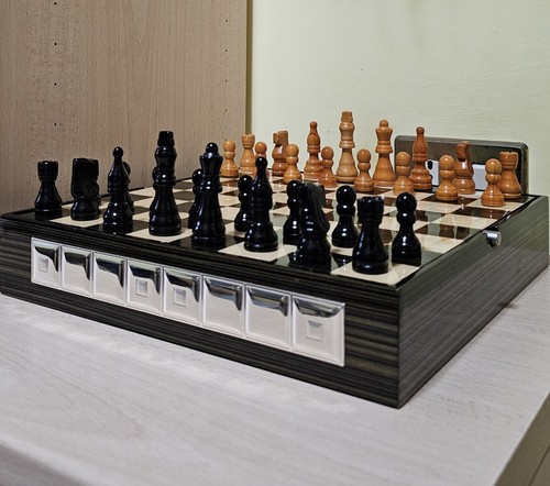 Scacchiera legno argento - in,