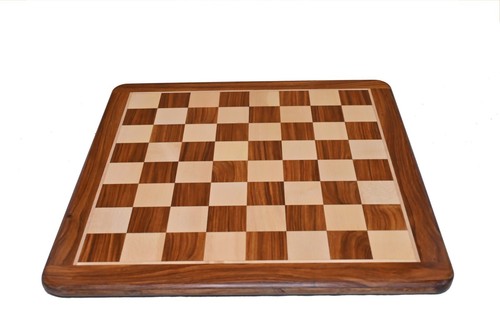Scacchiera legno fatta a - scacchiera, in